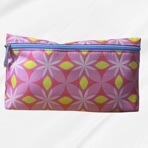 NWOT! Clinique Pink and Yellow Floral Cosmetic Bag